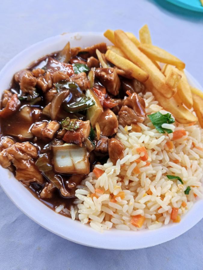 Chop Suey de Frango G (3-4 Pessoas)