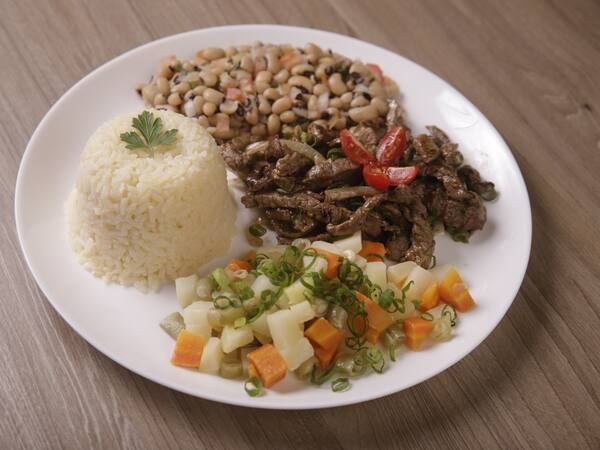 Iscas de Carne Acebolada