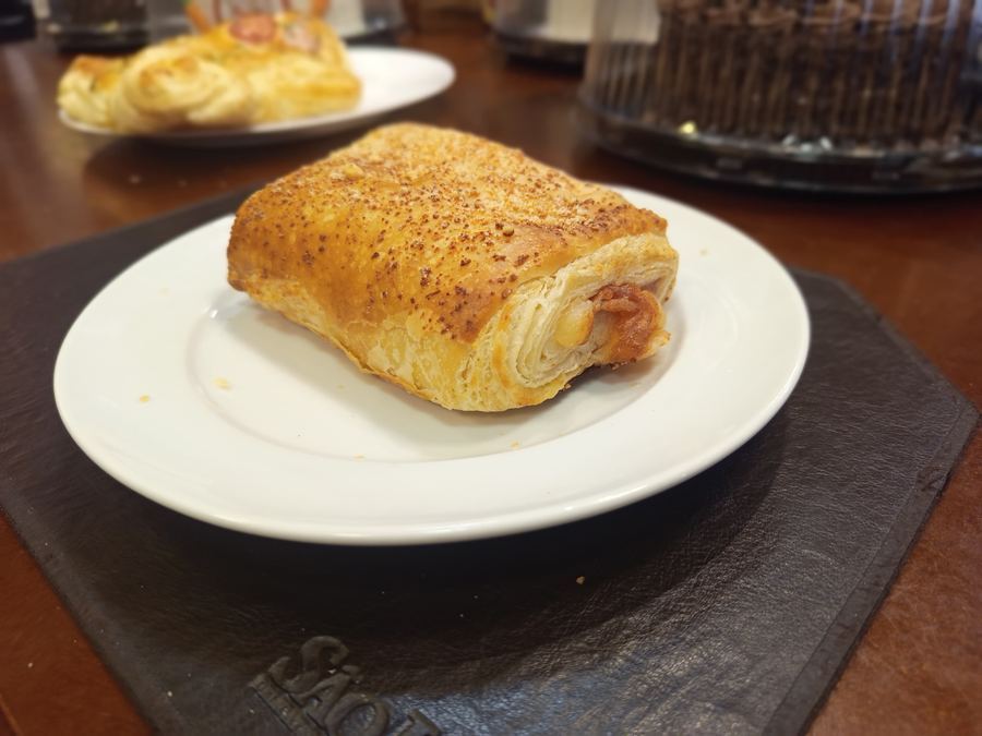 Salgado Presunto e Queijo