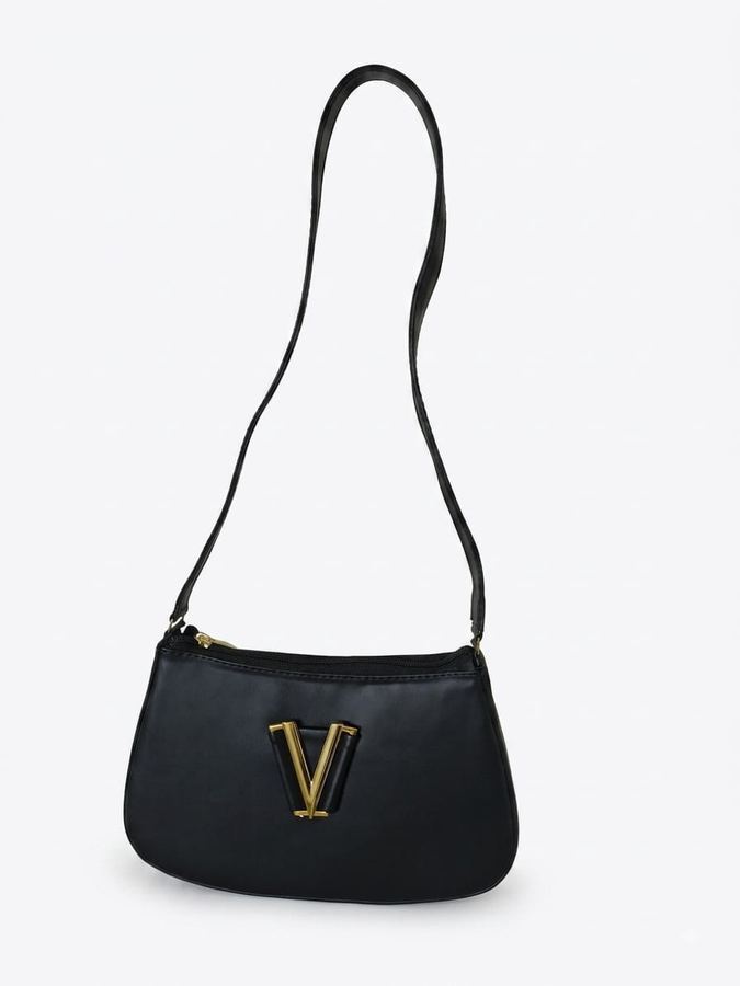 Bolsa Feminina Preta com Detalhe Metálico Dourado