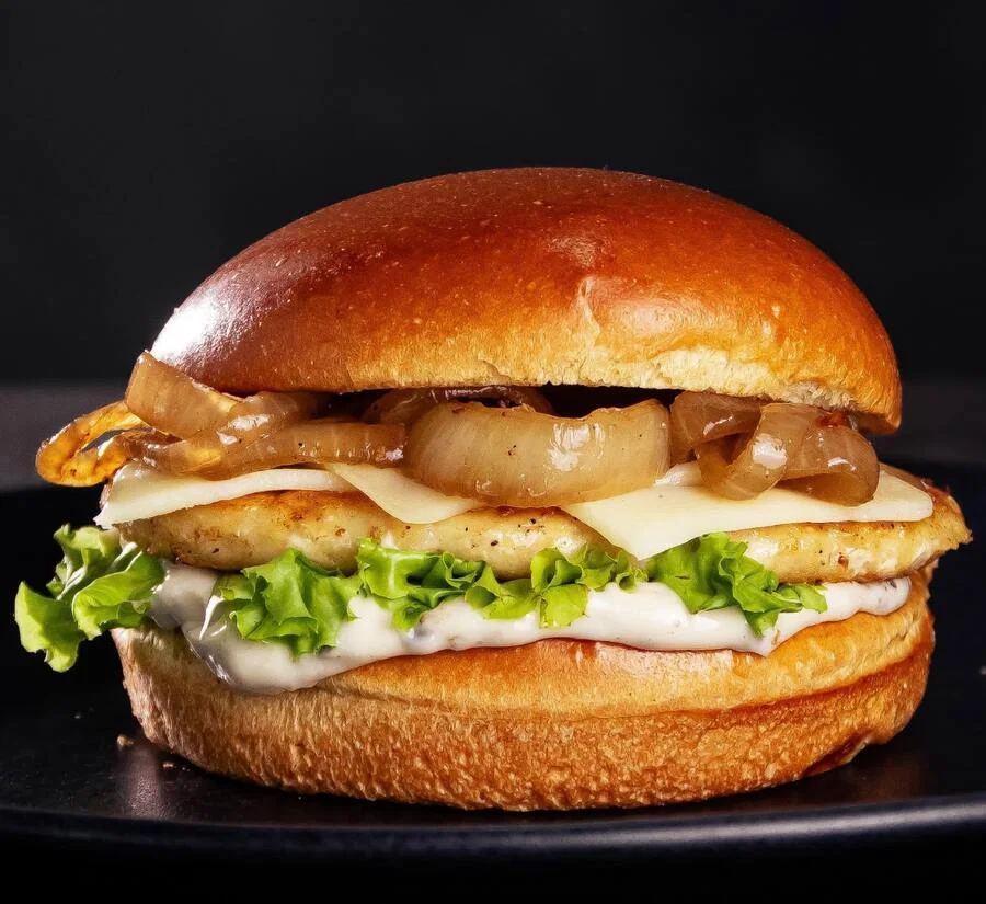 Hambúrguer Chicken ( Burguer de frango )