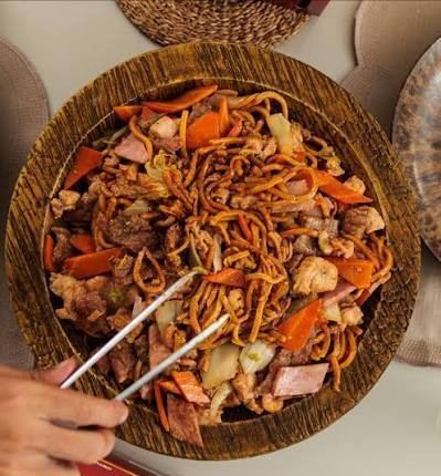 Macarrão Frito Tradicional G (3-4 Pessoas)