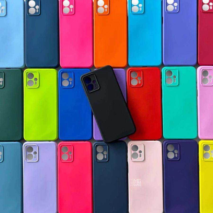 Capa Para Celular Motorola MOTO G13/G23 Silicone Aveludada Com Proteção Na Câmera